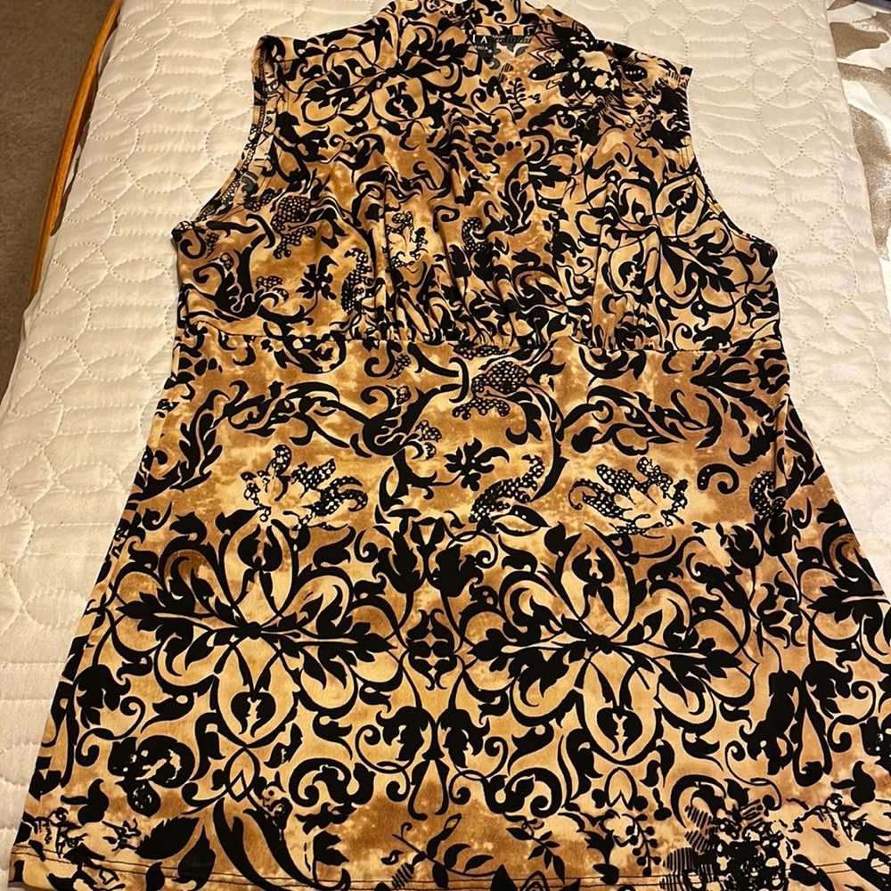 JKLA Womens blouse